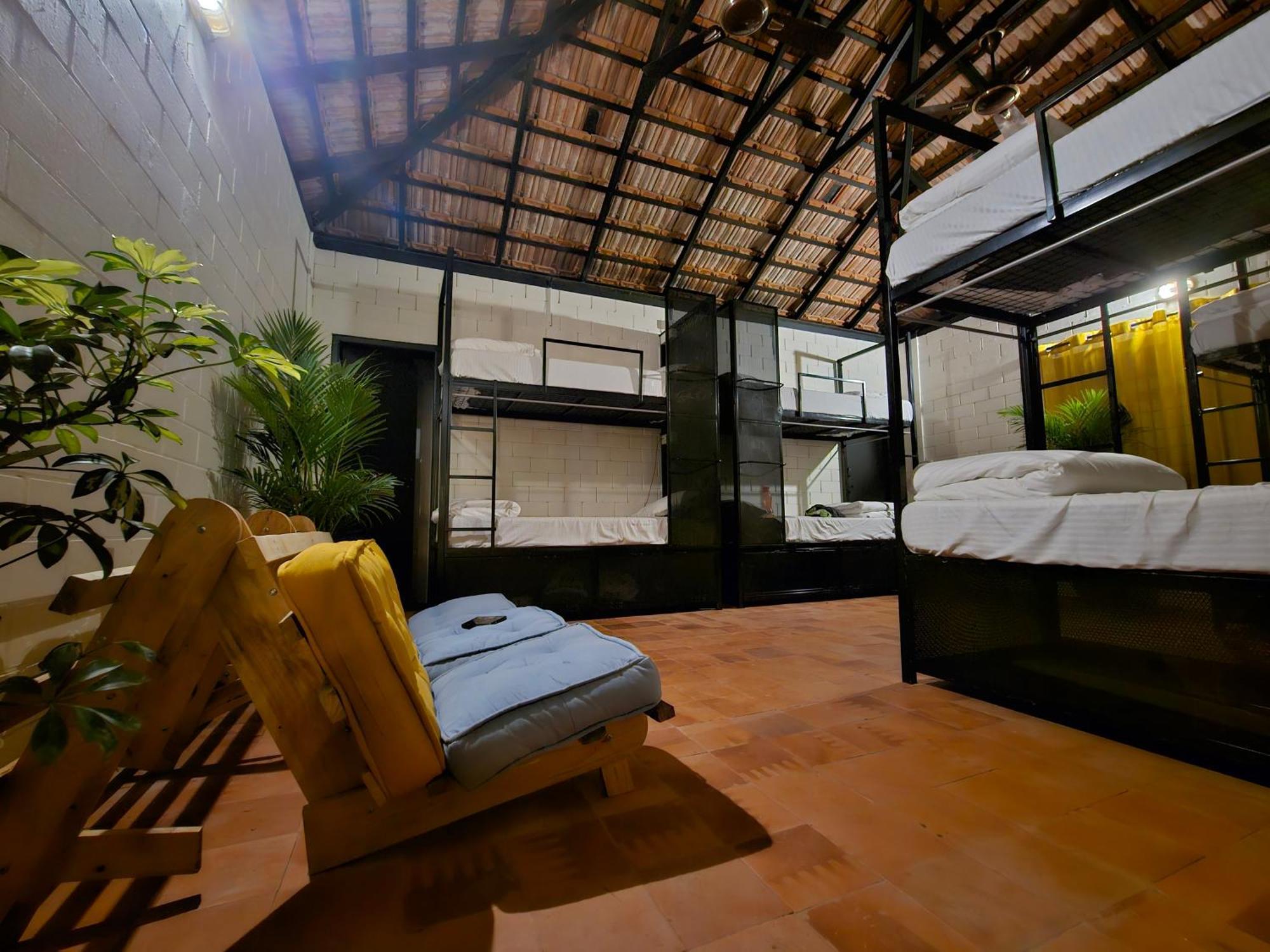 Benomadic Eco Hostel, Madikeri, Coorg Suntikoppa Eksteriør bilde